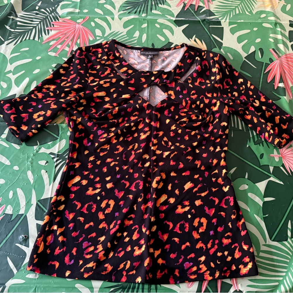 Bold Elements Cut To Curve Hot Orange Purple Cheetah Print Cut Out Black Top S